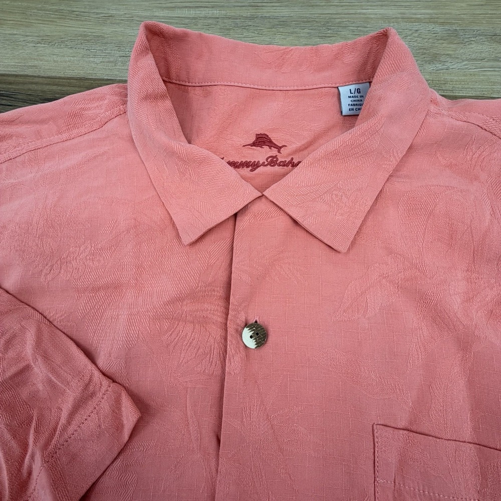 Tommy Bahama Mens Large Maui Border Peach 100% Silk Shirt Short Sleeve Button Up